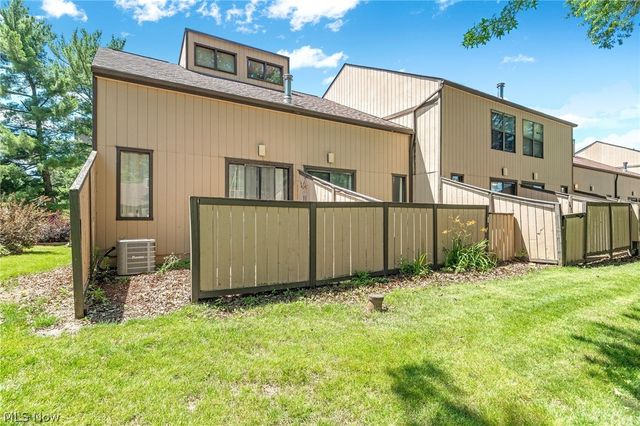621 Center Avenue, Cuyahoga Falls, OH 44221