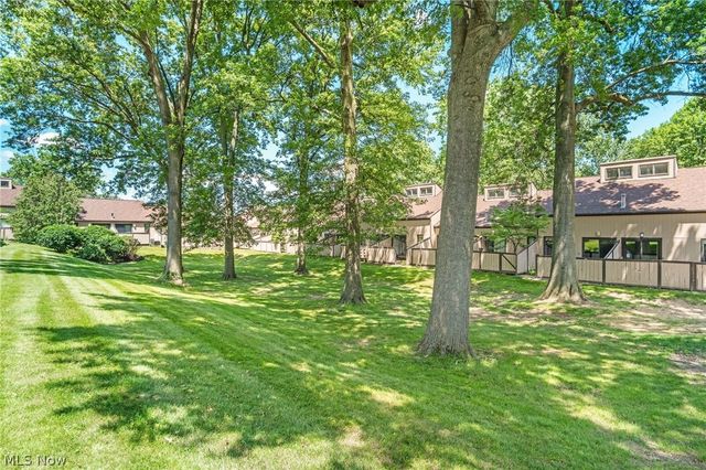621 Center Avenue, Cuyahoga Falls, OH 44221