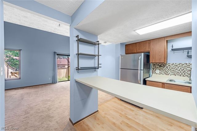 621 Center Avenue, Cuyahoga Falls, OH 44221