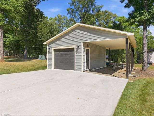 450 Mainsail Road, Salisbury, NC 28146
