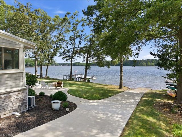 450 Mainsail Road, Salisbury, NC 28146