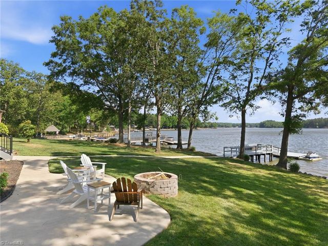 450 Mainsail Road, Salisbury, NC 28146