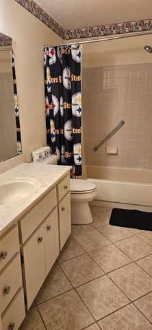 8666 SW 92ND LANE F, Ocala, FL 34481