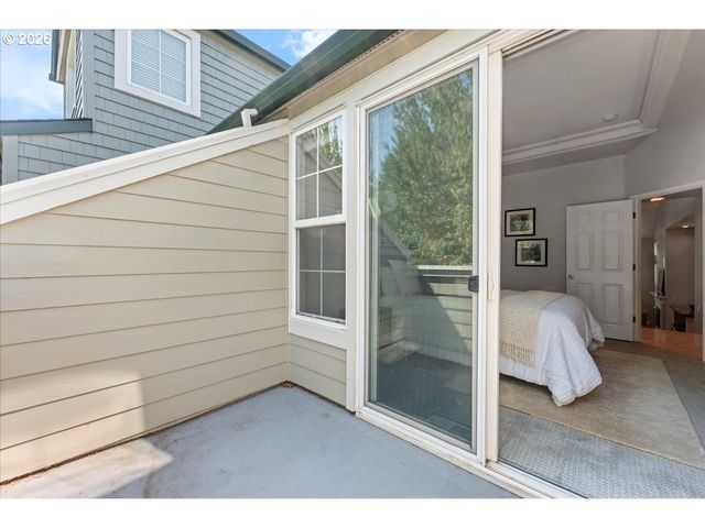 1790 Ne ASHBERRY Dr, Hillsboro, OR 97124