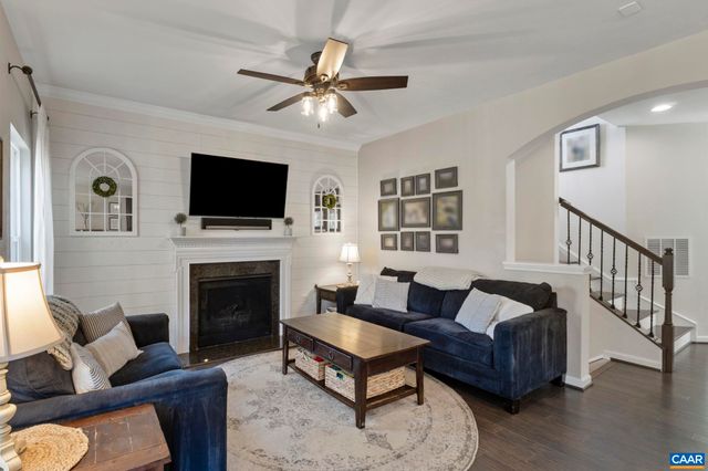 1490 WICKHAM POND DR, Charlottesville, VA 22901