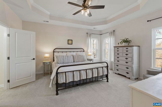 1490 WICKHAM POND DR, Charlottesville, VA 22901