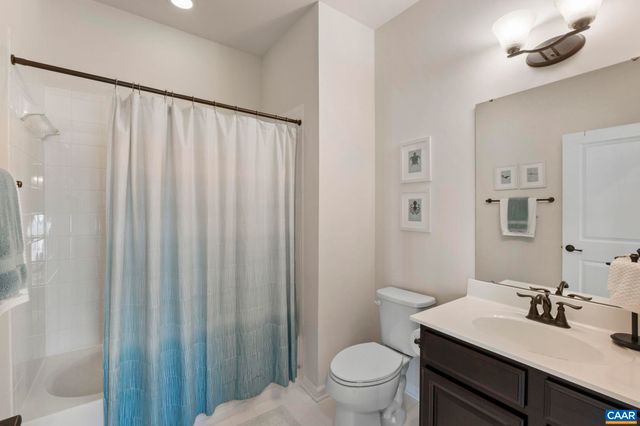 1490 WICKHAM POND DR, Charlottesville, VA 22901