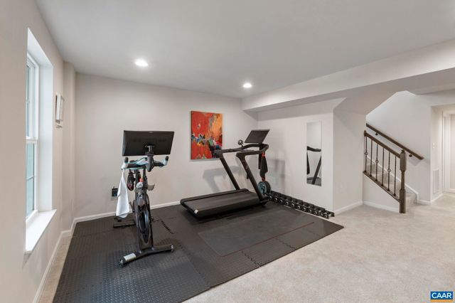 1490 WICKHAM POND DR, Charlottesville, VA 22901