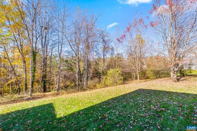 1490 WICKHAM POND DR, Charlottesville, VA 22901