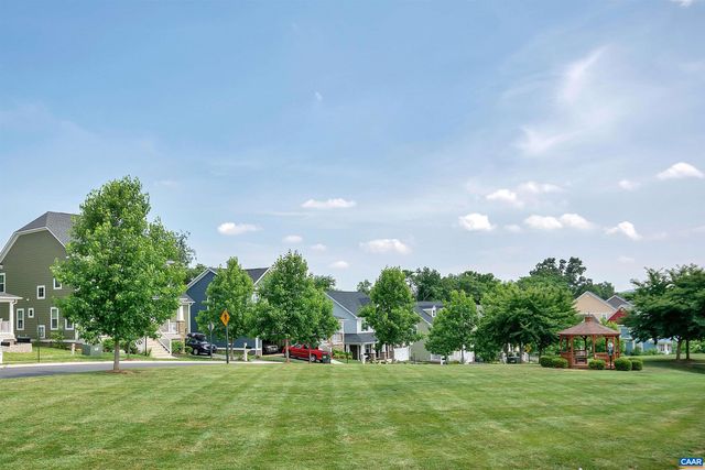 1490 WICKHAM POND DR, Charlottesville, VA 22901