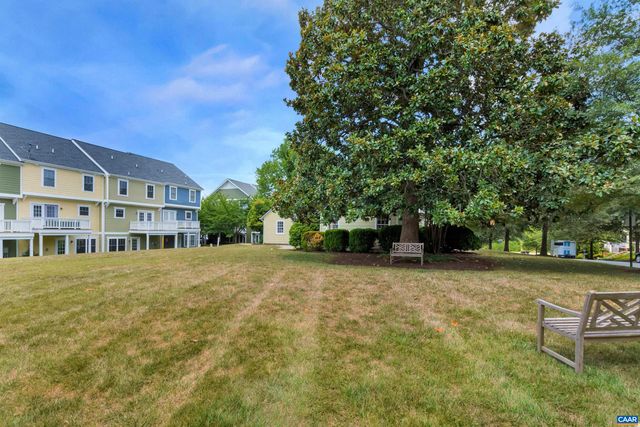 1490 WICKHAM POND DR, Charlottesville, VA 22901