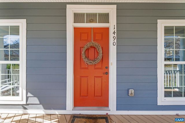 1490 WICKHAM POND DR, Charlottesville, VA 22901