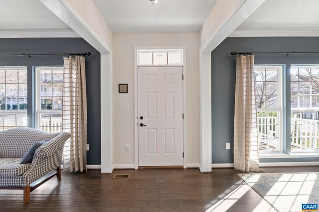 1490 WICKHAM POND DR, Charlottesville, VA 22901