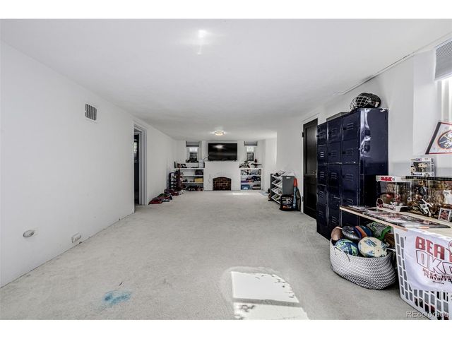 3015 E Mississippi Ave, Denver, CO 80210