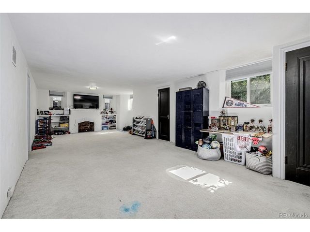 3015 E Mississippi Ave, Denver, CO 80210