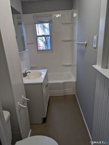 105 Rhodes Street, New Britain, CT 06051