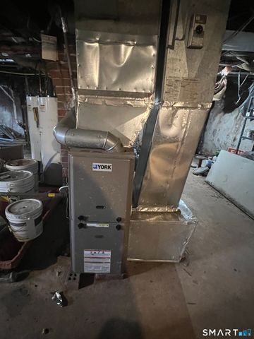 105 Rhodes Street, New Britain, CT 06051