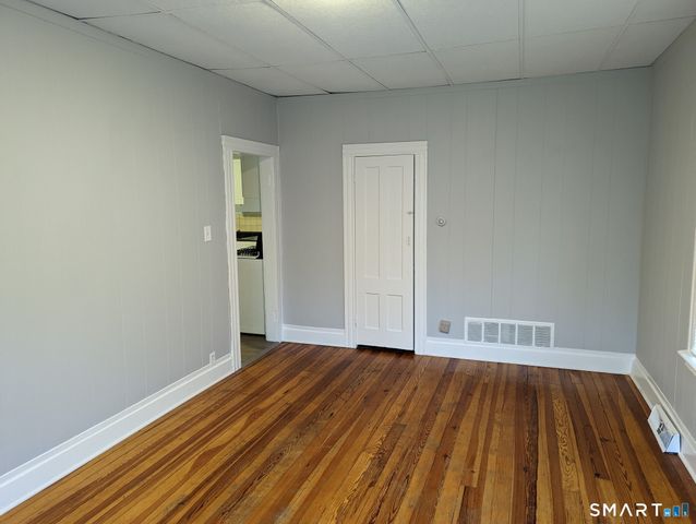 105 Rhodes Street, New Britain, CT 06051