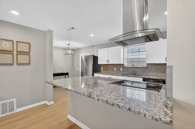 2920 Sharpview Lane, Dallas, TX 75228