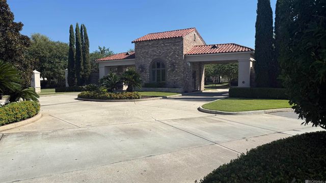 14113 Shore Beck Dr, Baton Rouge, LA 70810