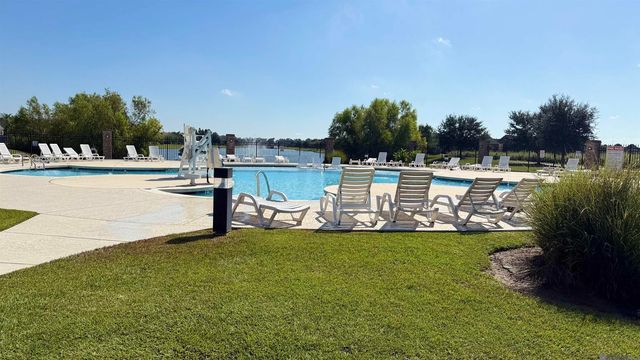 14113 Shore Beck Dr, Baton Rouge, LA 70810