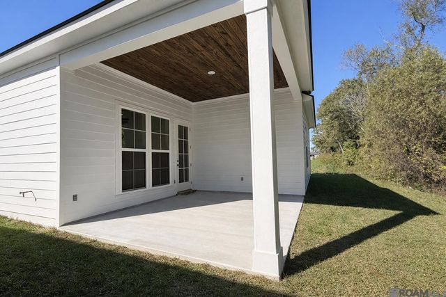 14113 Shore Beck Dr, Baton Rouge, LA 70810