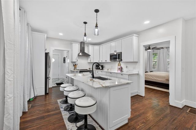 37 Poplar Street, Porterdale, GA 30014