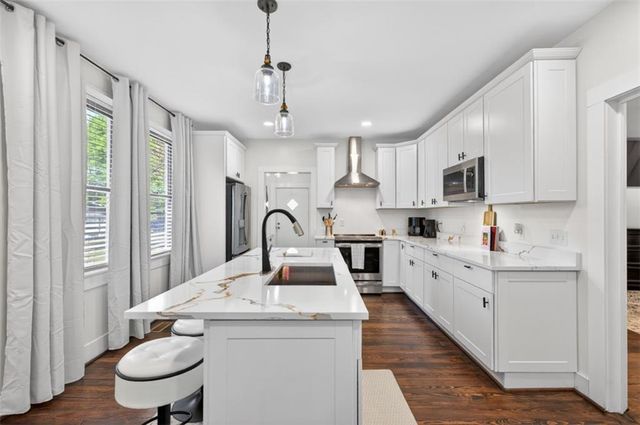 37 Poplar Street, Porterdale, GA 30014