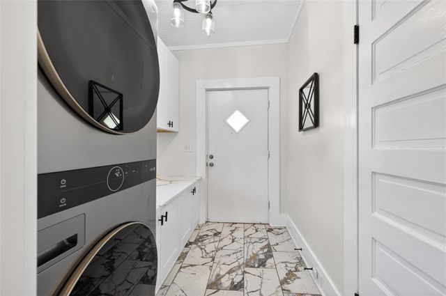 37 Poplar Street, Porterdale, GA 30014