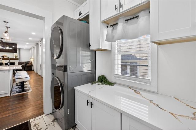 37 Poplar Street, Porterdale, GA 30014