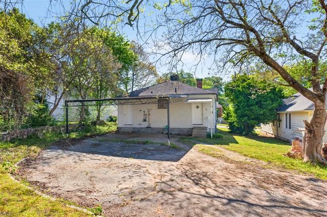 37 Poplar Street, Porterdale, GA 30014