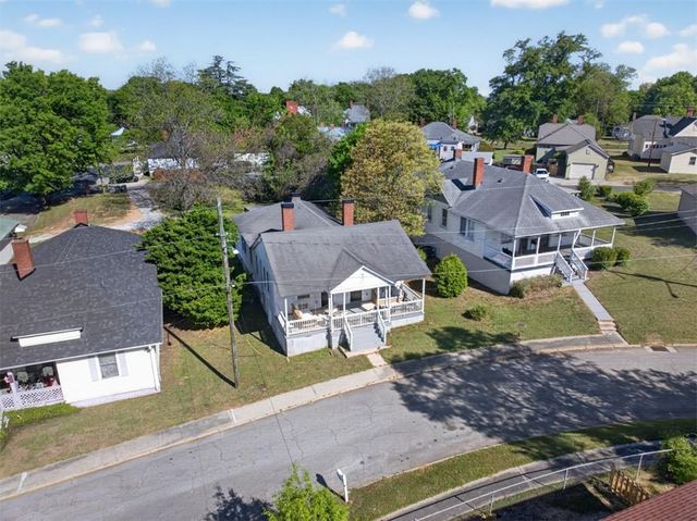 37 Poplar Street, Porterdale, GA 30014