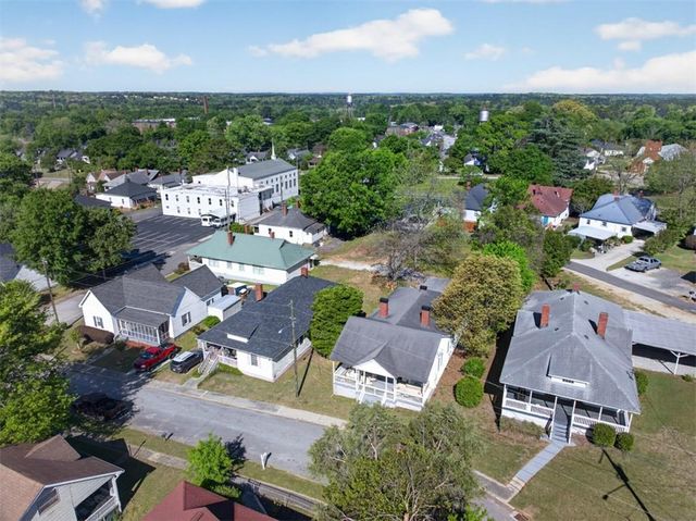 37 Poplar Street, Porterdale, GA 30014