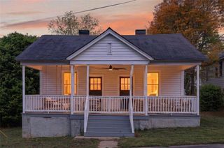 37 Poplar Street, Porterdale, GA 30014