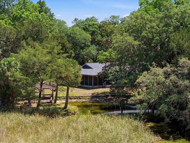 8979 W WHITE DOGWOOD DRIVE, Homosassa, FL 34448