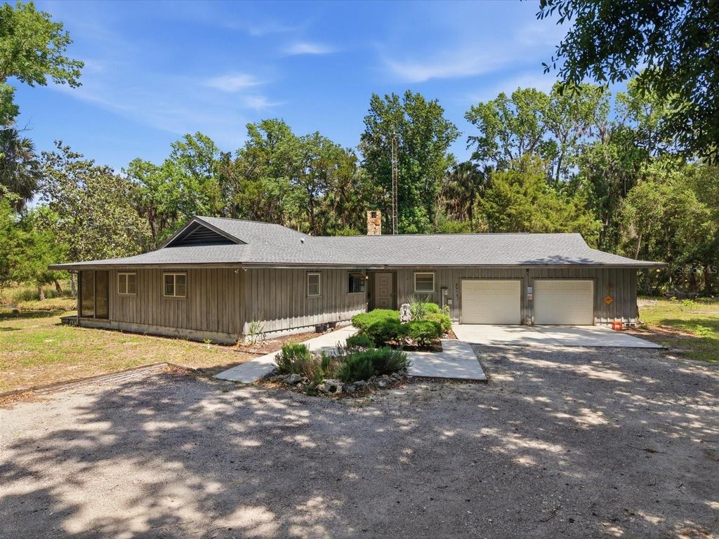 8979 W WHITE DOGWOOD DRIVE, Homosassa, FL 34448