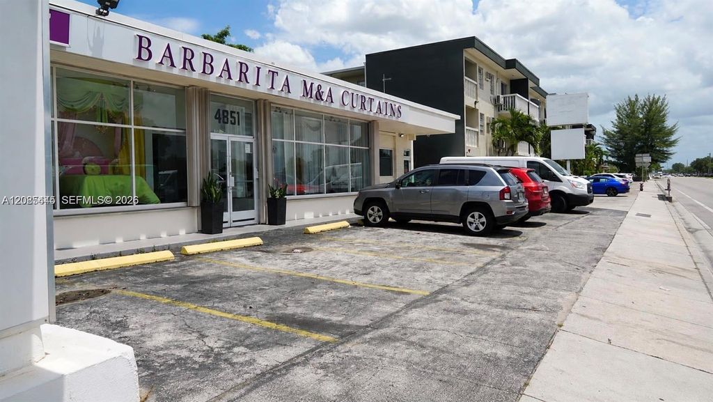 4851 E 8th Avenue, Hialeah, FL 33013