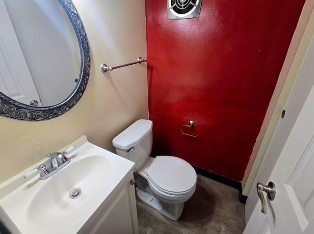 2508 Nassau Drive, 32E, Columbus, OH 43232