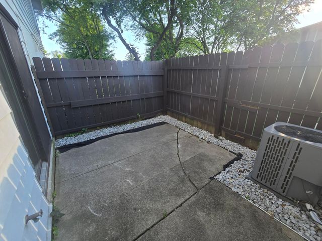 2508 Nassau Drive, 32E, Columbus, OH 43232