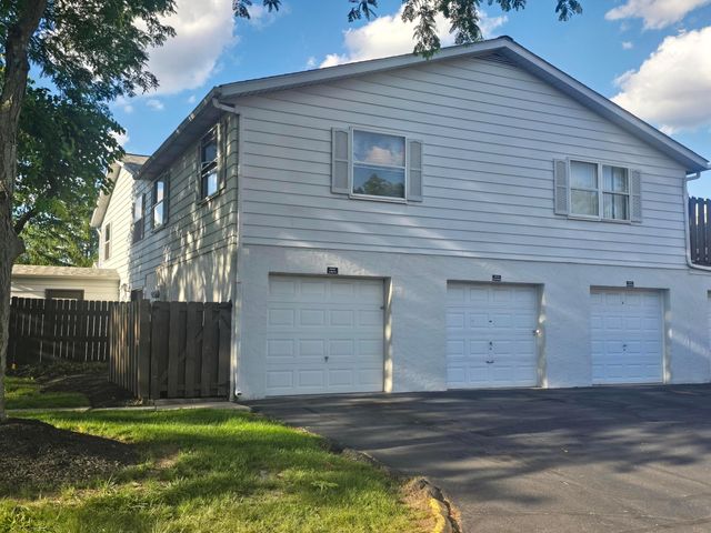 2508 Nassau Drive, 32E, Columbus, OH 43232