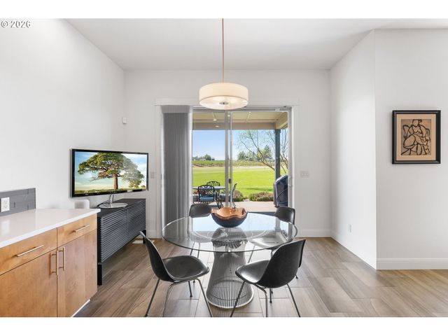 31826 Nw Redhaven St, Hillsboro, OR 97124