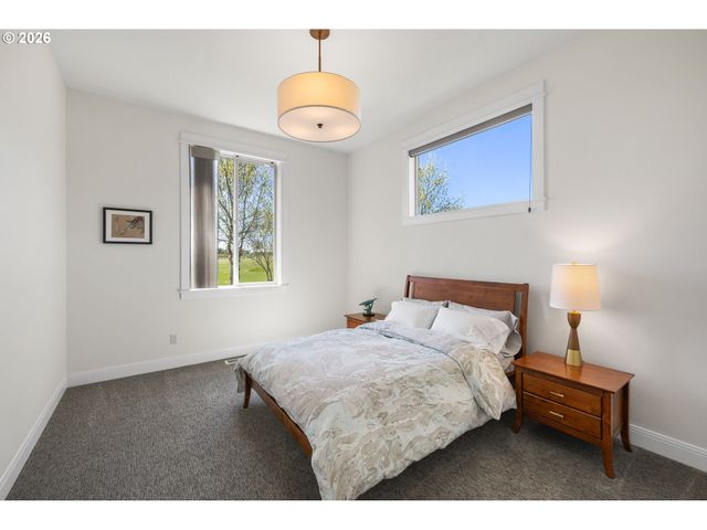 31826 Nw Redhaven St, Hillsboro, OR 97124