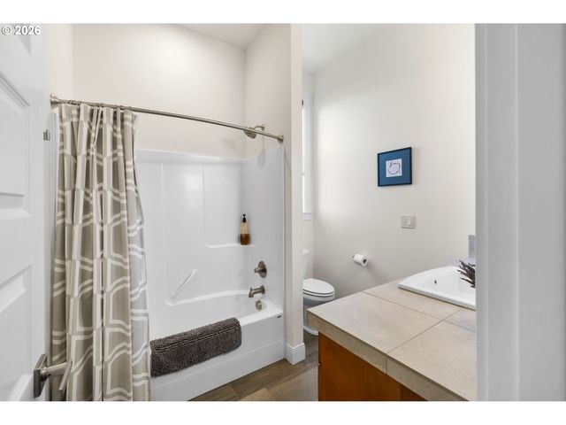 31826 Nw Redhaven St, Hillsboro, OR 97124
