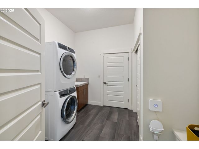 31826 Nw Redhaven St, Hillsboro, OR 97124