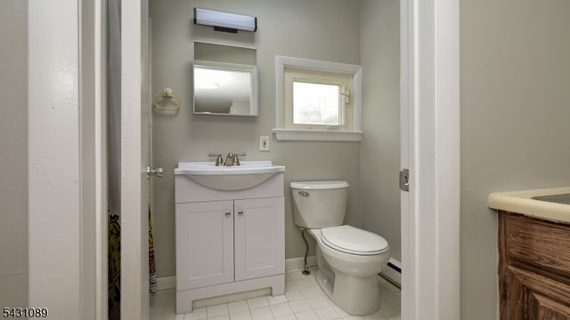 13 Parkway West, Caldwell Boro Twp., NJ 07006