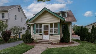 13 Parkway West, Caldwell Boro Twp., NJ 07006