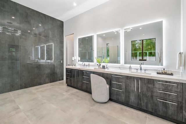315 Ellamar Road, West Palm Beach, FL 33405