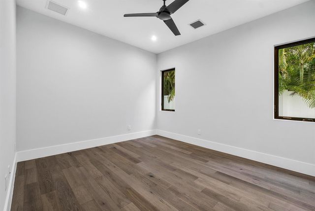 315 Ellamar Road, West Palm Beach, FL 33405