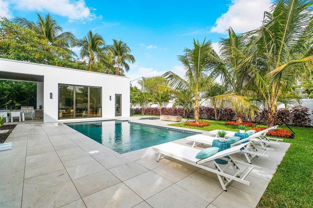 315 Ellamar Road, West Palm Beach, FL 33405