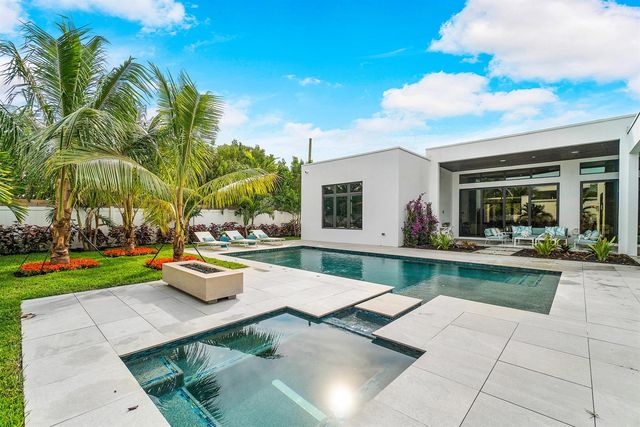 315 Ellamar Road, West Palm Beach, FL 33405